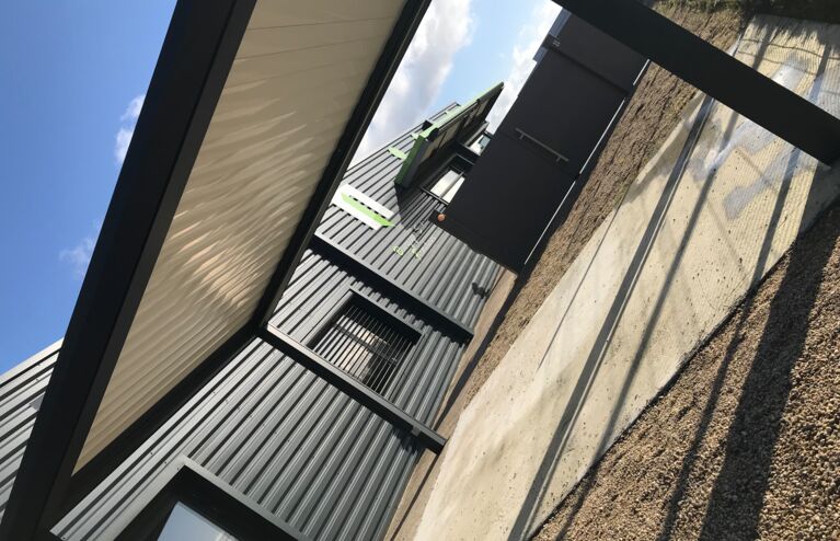 Pergola bioclimatique